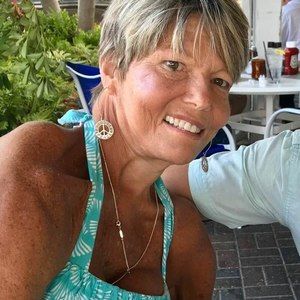 Meet your Posher, Cheri